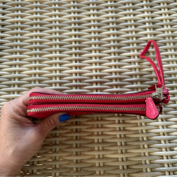 Authentic Coach F66505 Double Corner Zip Wristlet in Pebble Leather - Picture 6 of 6